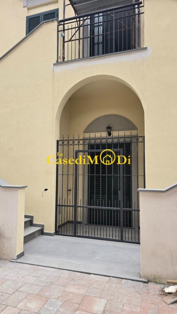 appartamento in vendita a Livorno in zona Padula