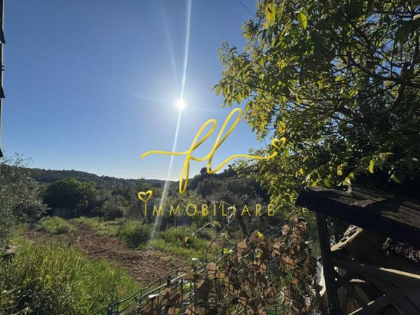 terreno agricolo in vendita a Livorno in zona Limoncino