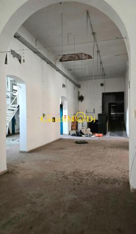 negozio in vendita a Livorno in zona Stazione