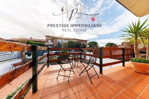 casa indipendente in vendita a Livorno in zona Limoncino