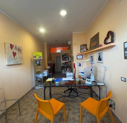 negozio in vendita a Livorno