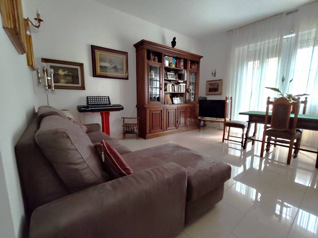 appartamento in vendita a Livorno in zona Ardenza
