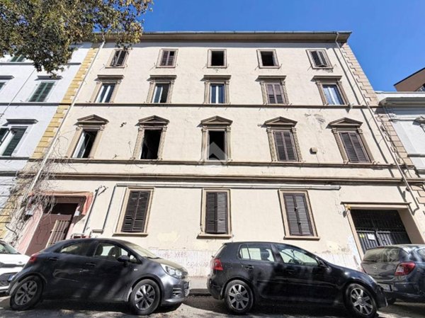negozio in vendita a Livorno