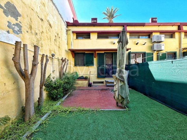 casa indipendente in vendita a Livorno