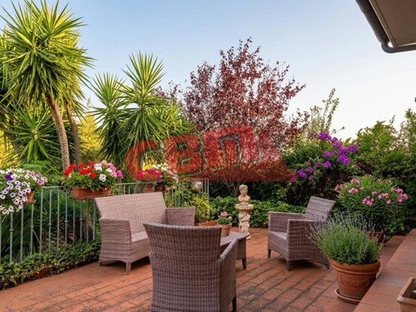 casa indipendente in vendita a Livorno in zona Limoncino