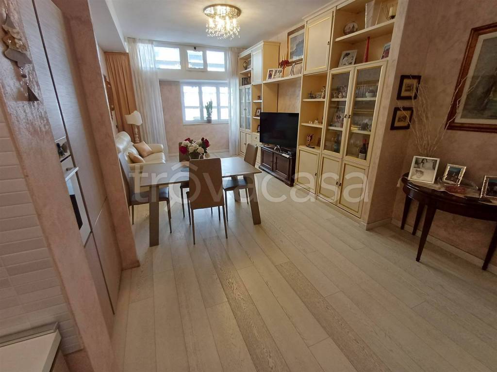 appartamento in vendita a Livorno in zona Centro Città