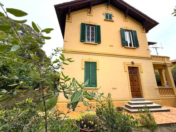 casa indipendente in vendita a Livorno in zona Quercianella