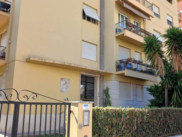 appartamento in vendita a Livorno in zona Ospedale