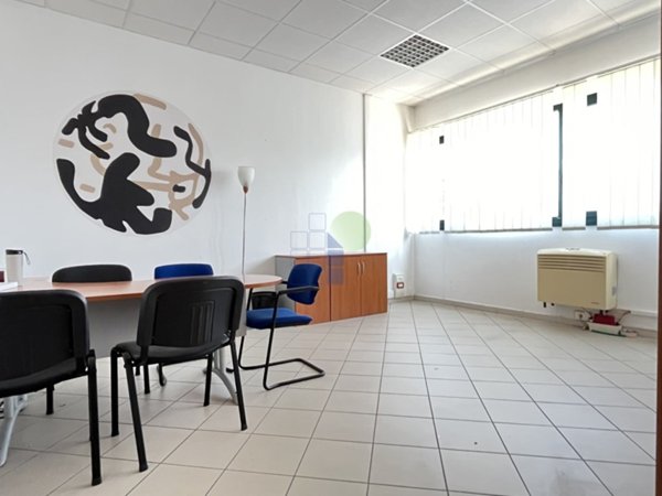 ufficio in vendita a Livorno