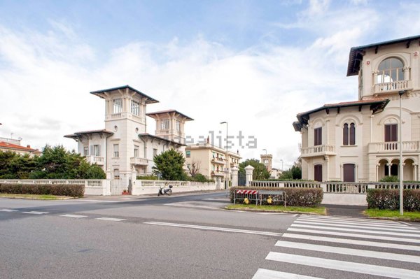 casa indipendente in vendita a Livorno in zona Lungomare