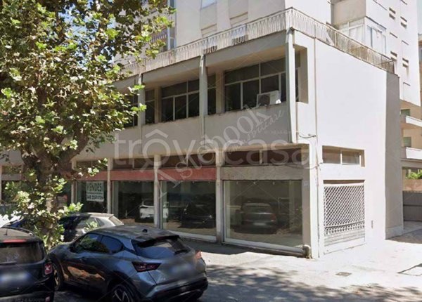 negozio in vendita a Livorno in zona Ospedale