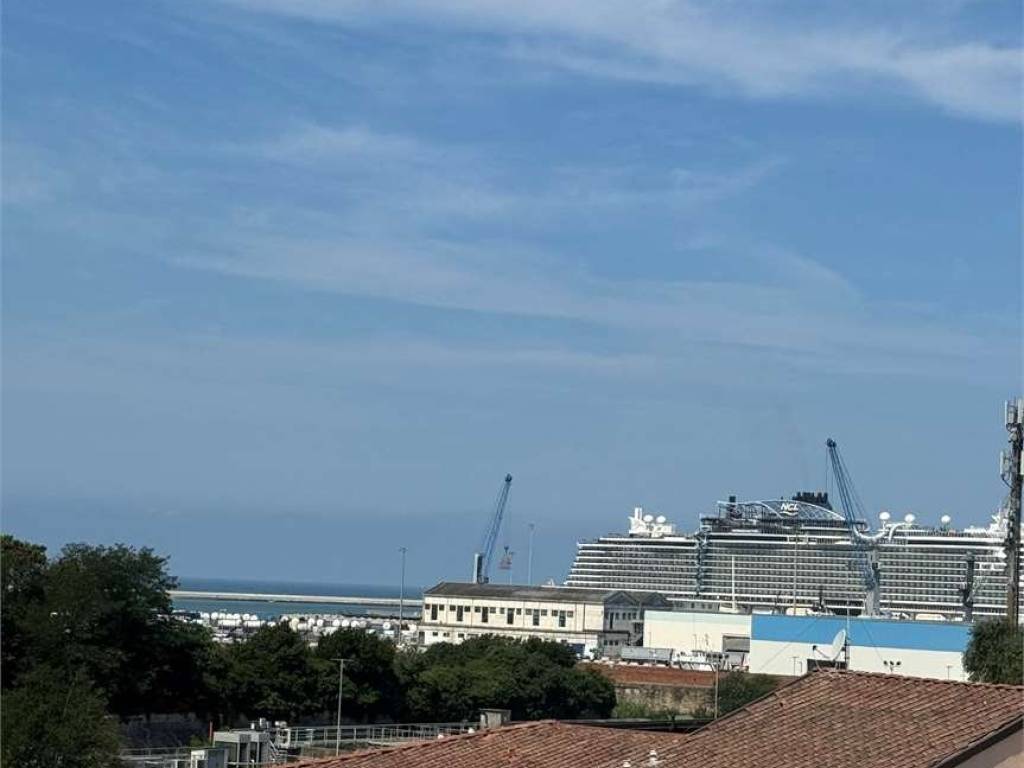 appartamento in vendita a Livorno
