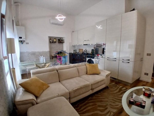 intera palazzina in vendita a Livorno in zona Ardenza