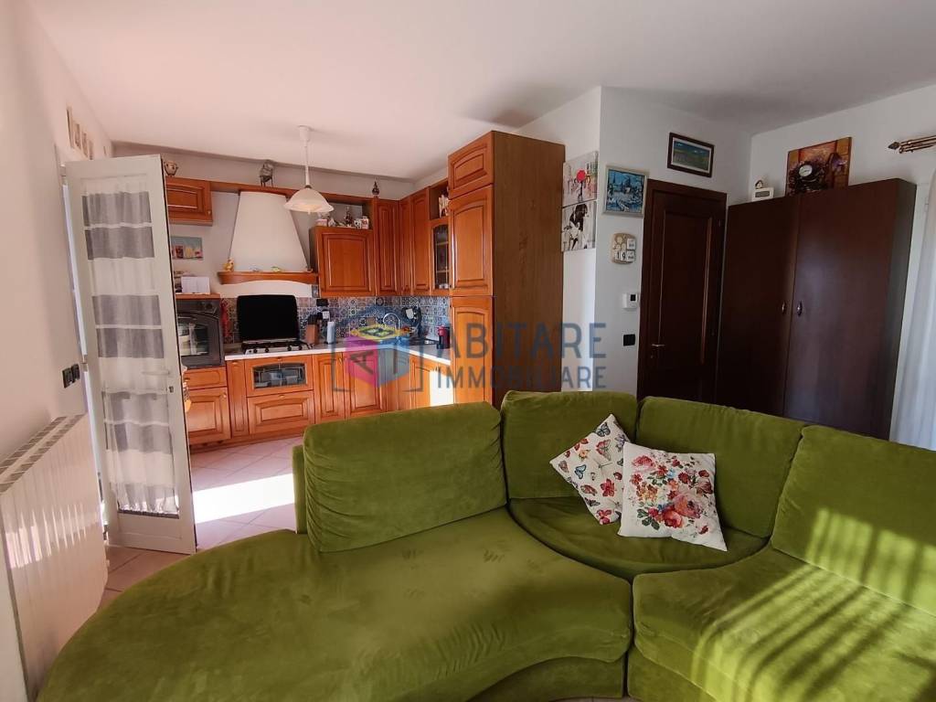 casa indipendente in vendita a Livorno in zona Castellaccio