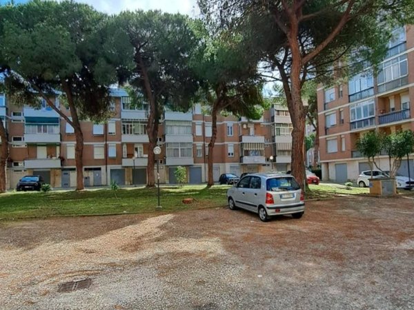 appartamento in vendita a Livorno in zona Stillo