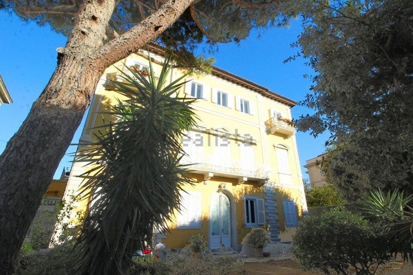appartamento in vendita a Livorno in zona Ardenza