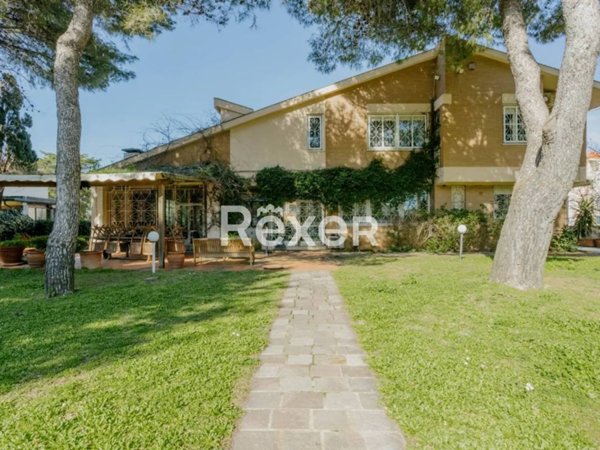 casa indipendente in vendita a Livorno in zona Montenero