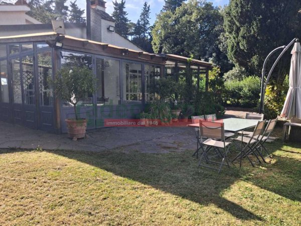 casa indipendente in vendita a Livorno in zona Montenero