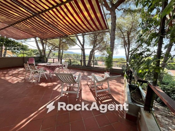 casa indipendente in vendita a Livorno in zona Quercianella