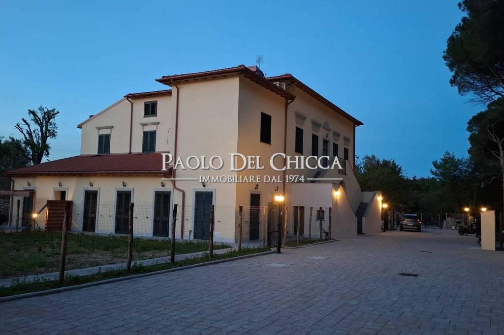 appartamento in vendita a Livorno in zona Padula