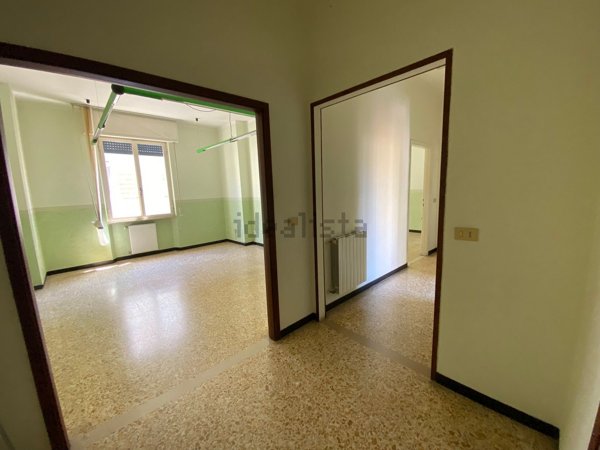 ufficio in vendita a Livorno in zona Centro Città