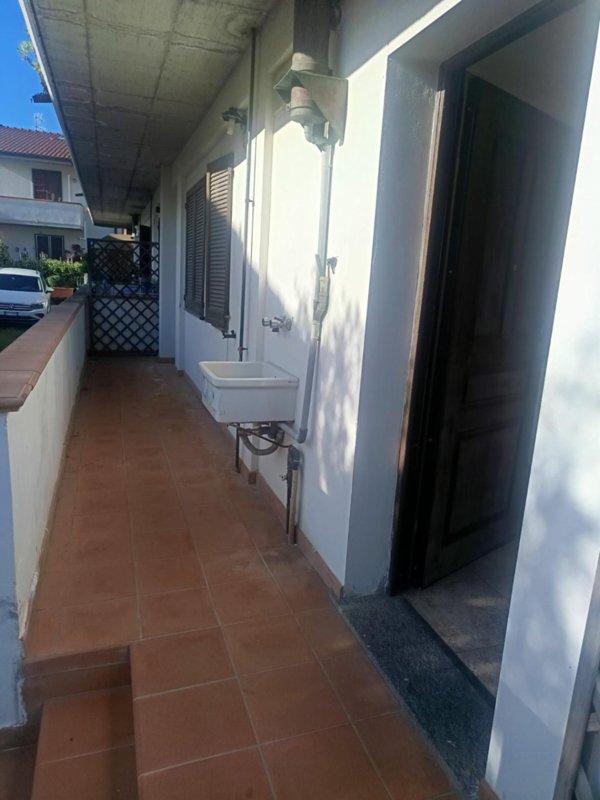 appartamento in vendita a Livorno in zona Le Basse