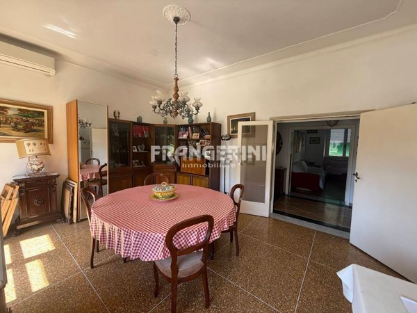 appartamento in vendita a Livorno in zona Lungomare