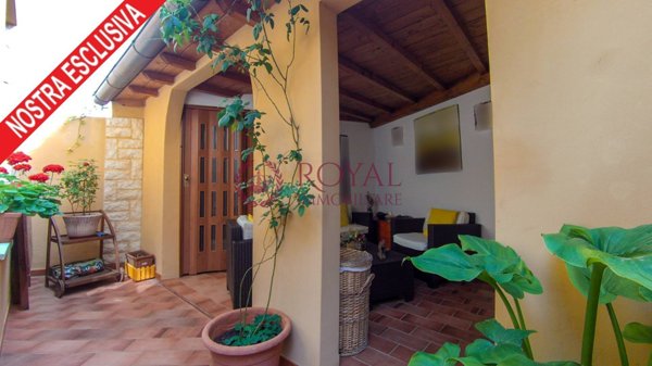 casa indipendente in vendita a Livorno in zona Lungomare