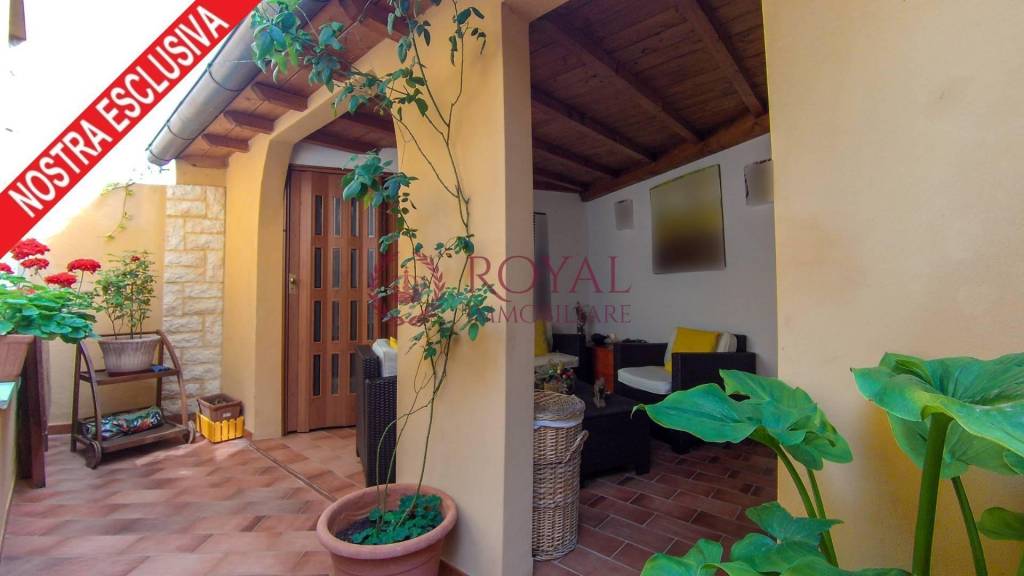 casa indipendente in vendita a Livorno in zona Lungomare