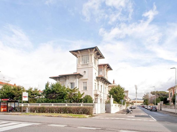casa indipendente in vendita a Livorno in zona Lungomare