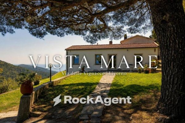 casa indipendente in vendita a Livorno in zona Montenero