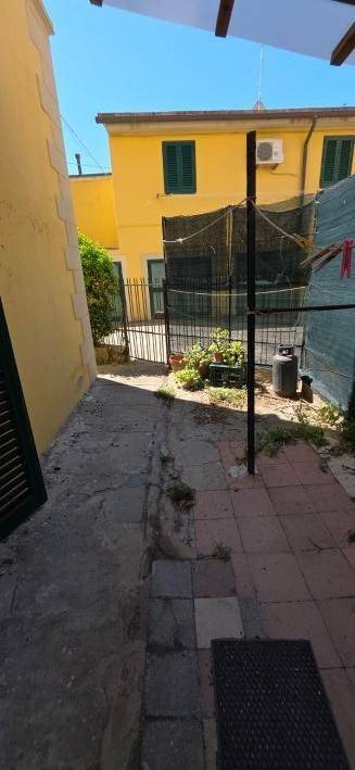appartamento in vendita a Livorno in zona Lungomare