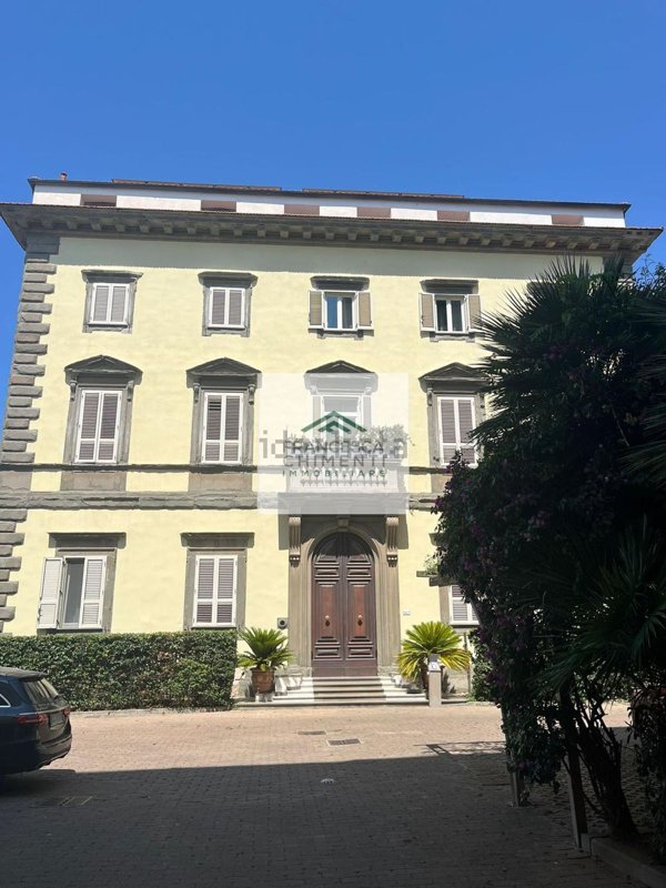 appartamento in vendita a Livorno in zona Centro Città