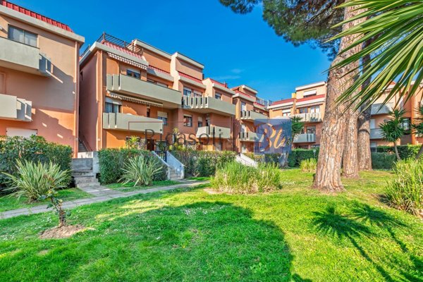 appartamento in vendita a Livorno in zona Ardenza