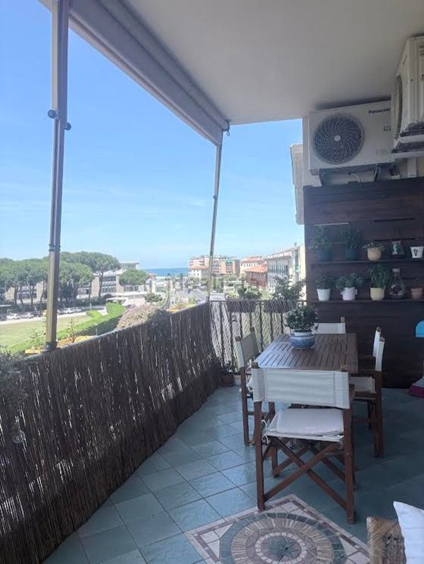 appartamento in vendita a Livorno in zona Lungomare