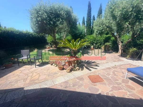 casa indipendente in vendita a Livorno in zona Montenero