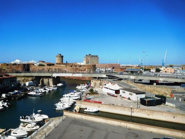 appartamento in vendita a Livorno in zona Centro Città