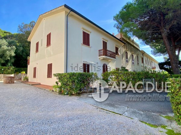 appartamento in vendita a Livorno in zona Quercianella