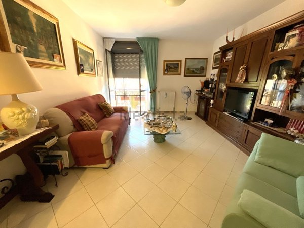appartamento in vendita a Livorno in zona Limoncino