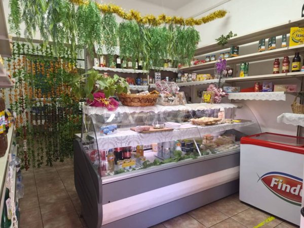 negozio in vendita a Livorno