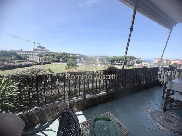 appartamento in vendita a Livorno in zona Lungomare