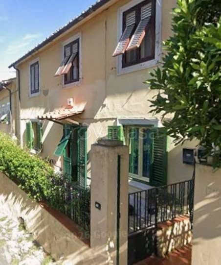 appartamento in vendita a Livorno in zona Montenero