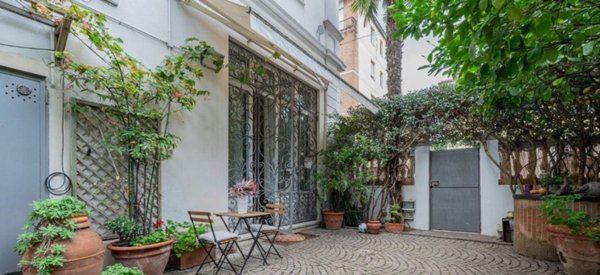 casa indipendente in vendita a Livorno in zona Lungomare