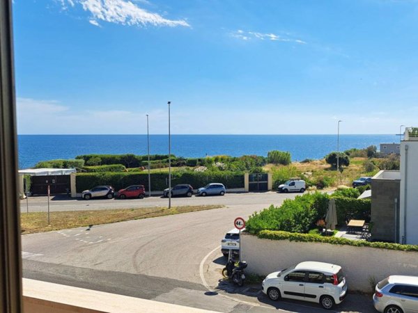 appartamento in vendita a Livorno in zona Montenero