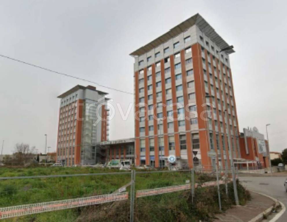 ufficio in vendita a Livorno in zona Stazione