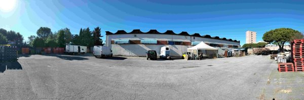 ufficio in vendita a Livorno in zona Padula