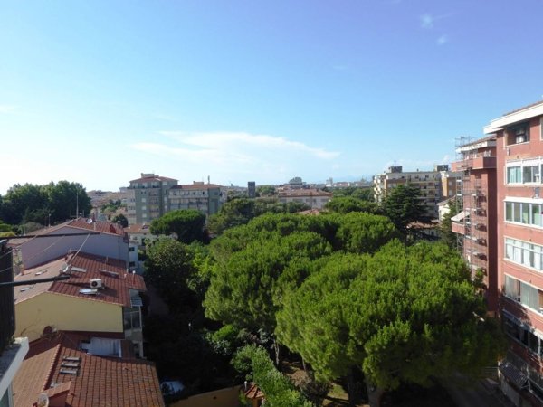appartamento in vendita a Livorno in zona Lungomare