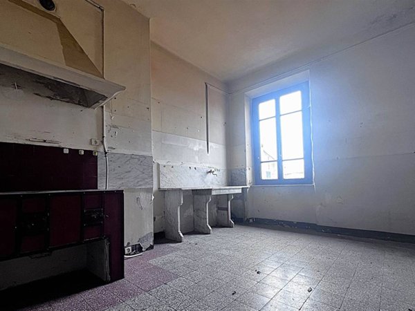 appartamento in vendita a Livorno in zona Centro Città