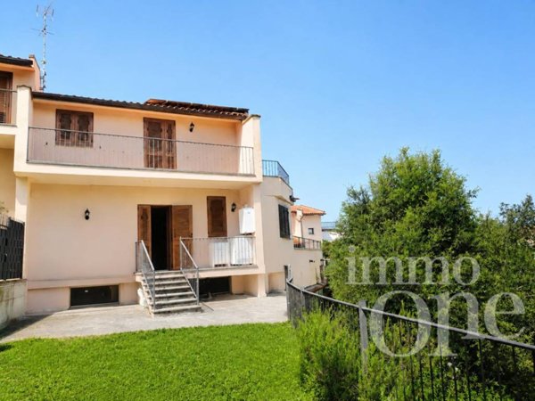appartamento in vendita a Livorno in zona Montenero