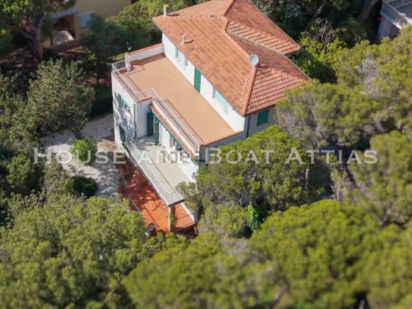 appartamento in vendita a Livorno in zona Quercianella